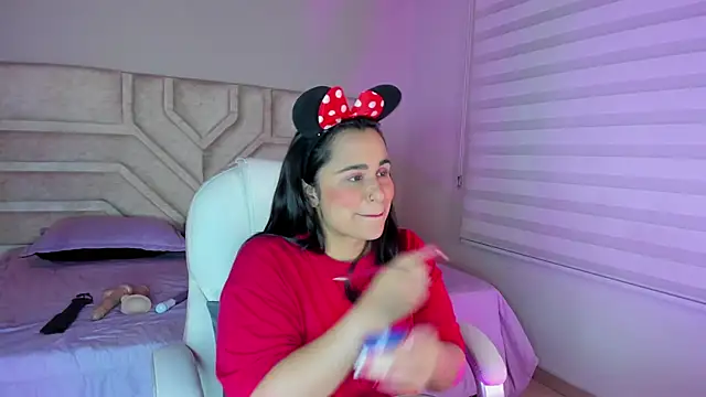  adahara queen online show from October 12, 2025, 3:27 am