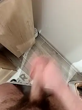 Snapshot of Float4x chatting on December 15, 2025, 7:07 pm Float4x online show from December 15, 2025, 7:07 pm