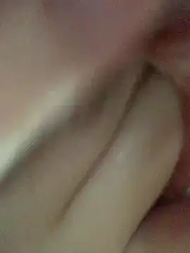 anjinhabs online show from November 1, 2025, 1:51 am