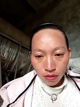 tcm-cute online show from October 24, 2025, 4:42 am