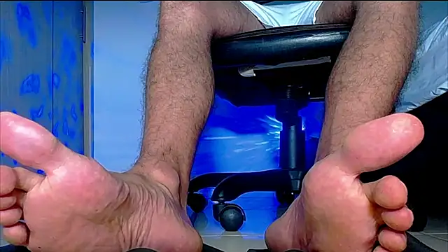 Snapshot of Sir_kev66 chatting on September 20, 2025, 10:22 pm Sir kev66 online show from September 20, 2025, 10:22 pm