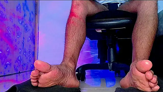 Snapshot of Sir_kev66 chatting on October 6, 2025, 11:13 pm Sir kev66 online show from October 6, 2025, 11:13 pm