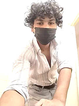 Snapshot of Goodmens5 chatting on October 16, 2025, 8:59 am Goodmens5 online show from October 16, 2025, 8:59 am