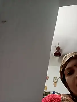 Snapshot of Payal950 chatting on October 26, 2025, 10:04 pm Payal950 online show from October 26, 2025, 10:04 pm