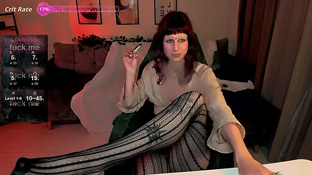 Snapshot of effie_mirelll chatting on November 4, 2025, 3:33 pm effie mirelll online show from November 4, 2025, 3:33 pm