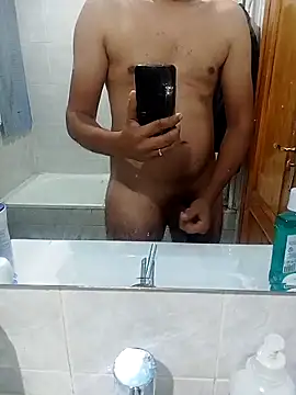 Snapshot of Alexandrevictor69 chatting on November 23, 2025, 1:16 am Alexandrevictor69 online show from November 23, 2025, 1:16 am