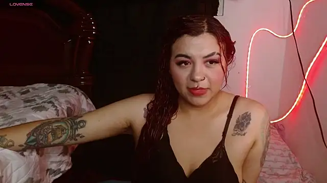 Snapshot of aria-dark chatting on September 18, 2025, 2:13 am aria-dark online show from September 18, 2025, 2:13 am