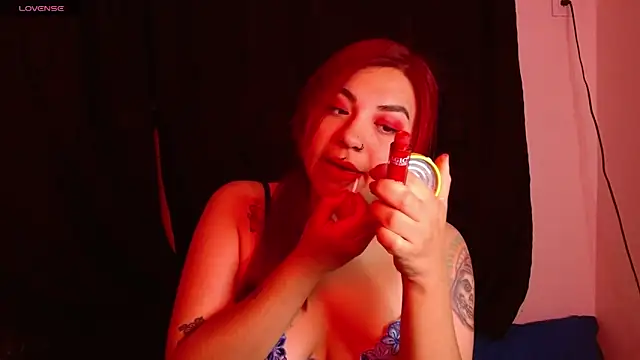 Snapshot of aria-dark chatting on November 3, 2025, 3:30 am aria-dark online show from November 3, 2025, 3:30 am