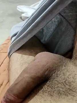 Snapshot of hamza_2005_ chatting on October 1, 2025, 8:26 pm hamza 2005 online show from October 1, 2025, 8:26 pm