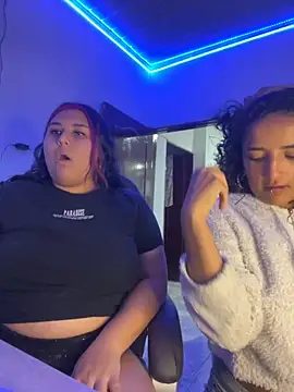 luna love xoxo online show from September 12, 2025, 2:22 am