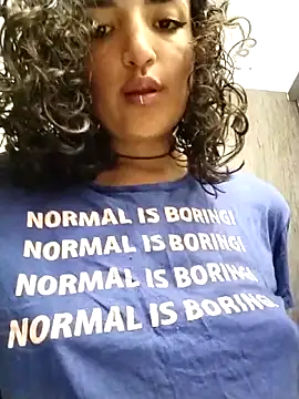 luna love xoxo online show from November 4, 2025, 2:32 am