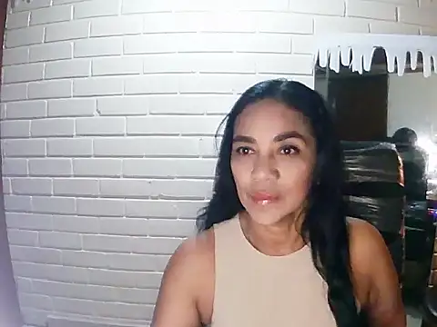 Snapshot of MiiaVelasquez chatting on November 8, 2025, 5:29 am MiiaVelasquez online show from November 8, 2025, 5:29 am