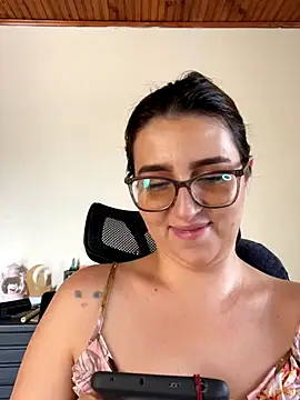 Snapshot of CoraVibes chatting on September 20, 2025, 7:26 pm CoraVibes online show from September 20, 2025, 7:26 pm