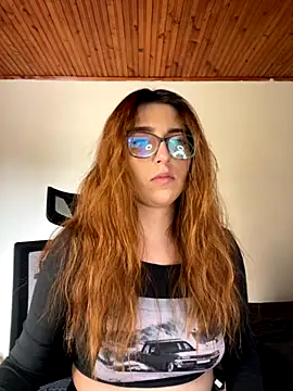 Snapshot of CoraVibes chatting on September 30, 2025, 7:52 pm CoraVibes online show from September 30, 2025, 7:52 pm