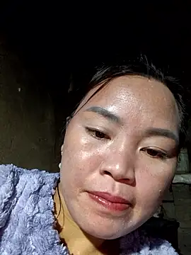 bany-xx online show from November 23, 2025, 1:11 pm