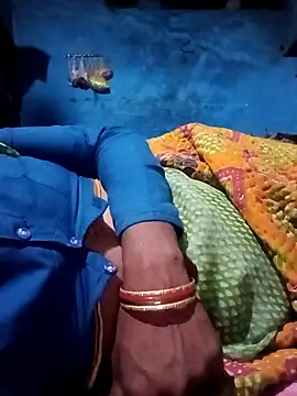 Radha8080 online show from October 5, 2025, 8:07 pm