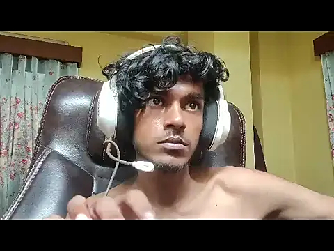 Snapshot of thecatfish chatting on September 26, 2025, 7:07 pm thecatfish online show from September 26, 2025, 7:07 pm