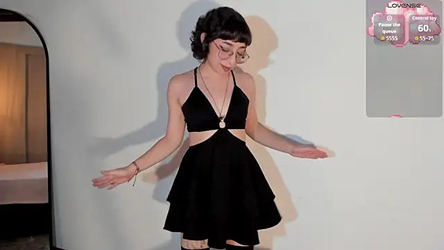 Lexyy Bluee online show from November 10, 2025, 4:50 pm