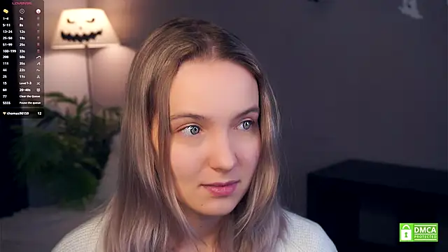 HongTomczak online show from November 11, 2025, 7:41 am