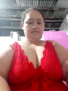 Snapshot of Sexyy-BBW chatting on October 16, 2025, 6:25 am Sexyy-BBW online show from October 16, 2025, 6:25 am