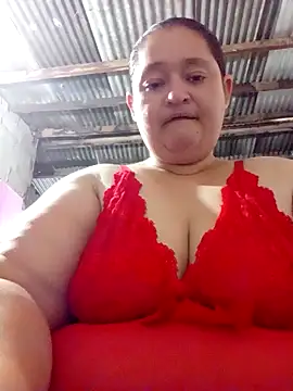 Snapshot of Sexyy-BBW chatting on October 19, 2025, 10:10 pm Sexyy-BBW online show from October 19, 2025, 10:10 pm
