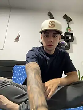 Snapshot of Jaguer2213 chatting on September 26, 2025, 2:26 am Jaguer2213 online show from September 26, 2025, 2:26 am