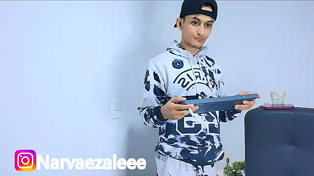 Snapshot of AlejandroLoouis chatting on October 31, 2025, 1:50 am AlejandroLoouis online show from October 31, 2025, 1:50 am