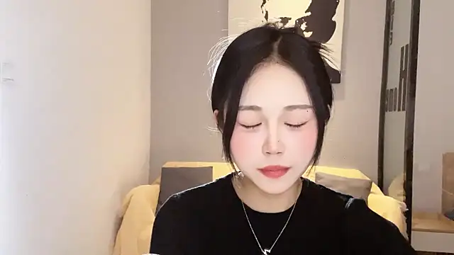 XingKongCOCO-107 online show from November 28, 2025, 11:46 am