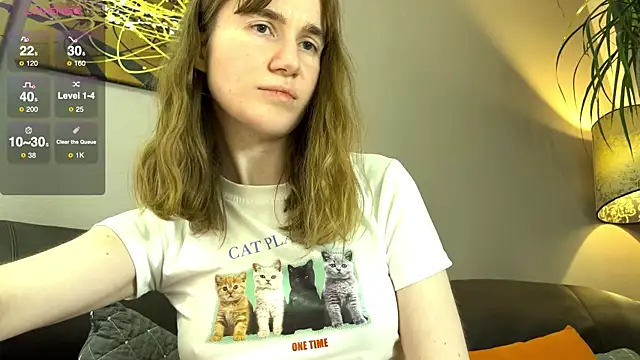 Snapshot of velina__ chatting on November 25, 2025, 7:14 pm velina online show from November 25, 2025, 7:14 pm