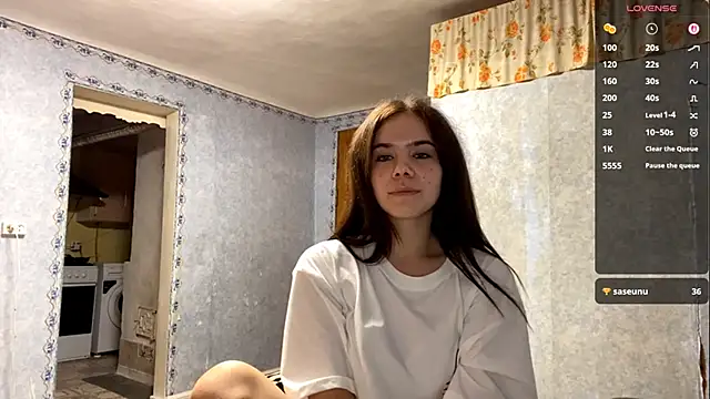 Snapshot of Lia_rise chatting on September 24, 2025, 4:10 pm Lia rise online show from September 24, 2025, 4:10 pm