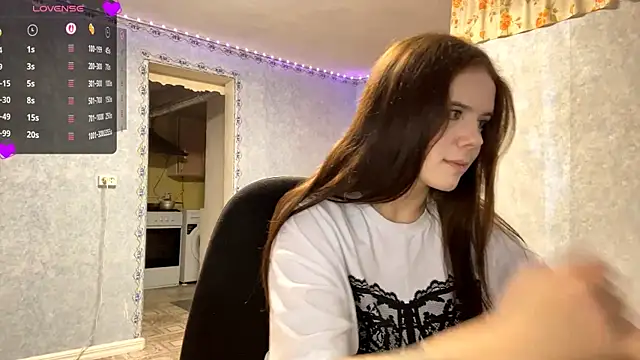 Snapshot of Lia_rise chatting on November 2, 2025, 1:13 pm Lia rise online show from November 2, 2025, 1:13 pm