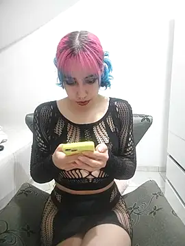 Snapshot of xRamona chatting on October 23, 2025, 2:00 am xRamona online show from October 23, 2025, 2:00 am