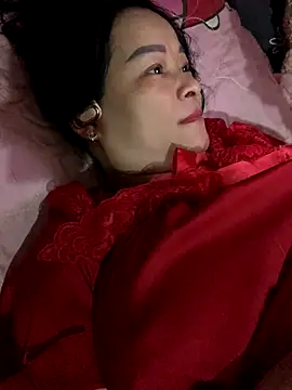 Snapshot of Star-sweet chatting on October 25, 2025, 1:46 am Star-sweet online show from October 25, 2025, 1:46 am