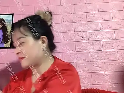 Snapshot of Star-sweet chatting on October 31, 2025, 7:42 am Star-sweet online show from October 31, 2025, 7:42 am