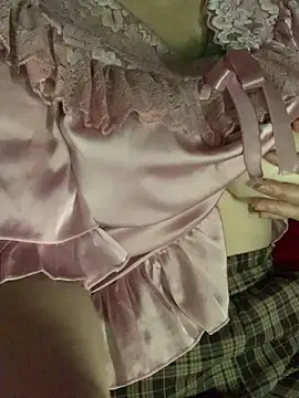 Snapshot of Star-sweet chatting on November 7, 2025, 4:51 pm Star-sweet online show from November 7, 2025, 4:51 pm