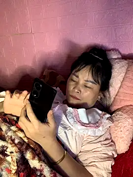 Snapshot of Star-sweet chatting on November 20, 2025, 3:12 pm Star-sweet online show from November 20, 2025, 3:12 pm