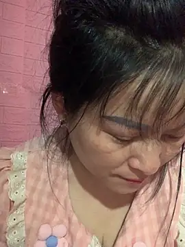 Snapshot of Star-sweet chatting on November 22, 2025, 6:56 am Star-sweet online show from November 22, 2025, 6:56 am