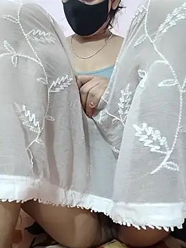 nice touch9733 online show from November 30, 2025, 4:22 pm