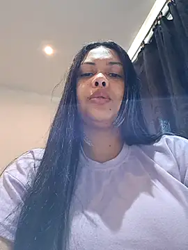 Alessandraa- online show from October 22, 2025, 12:27 pm