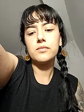 Snapshot of Jinx__x chatting on November 4, 2025, 3:49 am Jinx x online show from November 4, 2025, 3:49 am