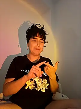 Snapshot of Jinx__x chatting on November 30, 2025, 4:27 am Jinx x online show from November 30, 2025, 4:27 am