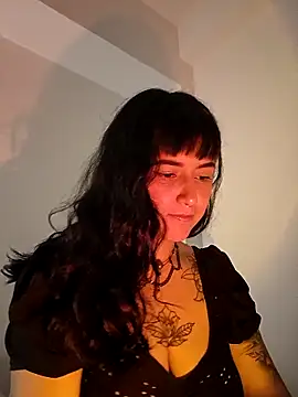 Snapshot of Jinx__x chatting on December 2, 2025, 4:29 am Jinx x online show from December 2, 2025, 4:29 am