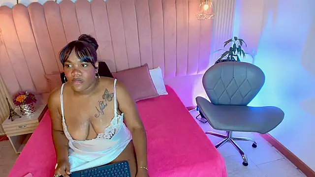 Chloee Miller1 online show from October 11, 2025, 12:58 pm