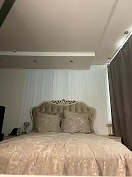 RubySkye online show from October 12, 2025, 11:04 pm