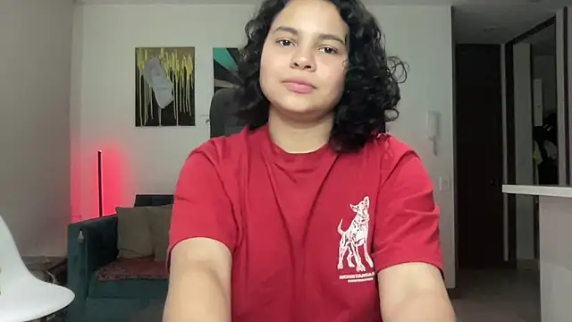 Snapshot of Lyxen_raze chatting on December 15, 2025, 4:06 am Lyxen raze online show from December 15, 2025, 4:06 am