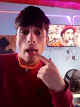 Snapshot of matiatr1112 chatting on October 28, 2025, 5:26 pm matiatr1112 online show from October 28, 2025, 5:26 pm