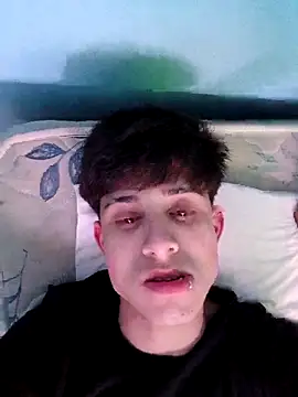 Snapshot of matiatr1112 chatting on November 15, 2025, 5:05 am matiatr1112 online show from November 15, 2025, 5:05 am