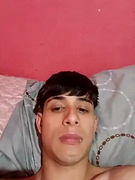 Snapshot of matiatr1112 chatting on November 29, 2025, 12:13 am matiatr1112 online show from November 29, 2025, 12:13 am