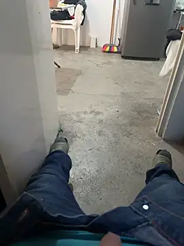 Snapshot of cfomega4592 chatting on October 31, 2025, 10:44 pm cfomega4592 online show from October 31, 2025, 10:44 pm