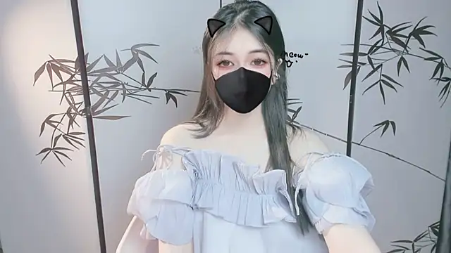 Sparkly Candy online show from November 4, 2025, 10:42 pm